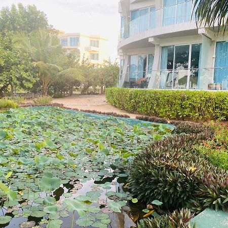 Trincomalee Ocean Front Condos 외부 사진