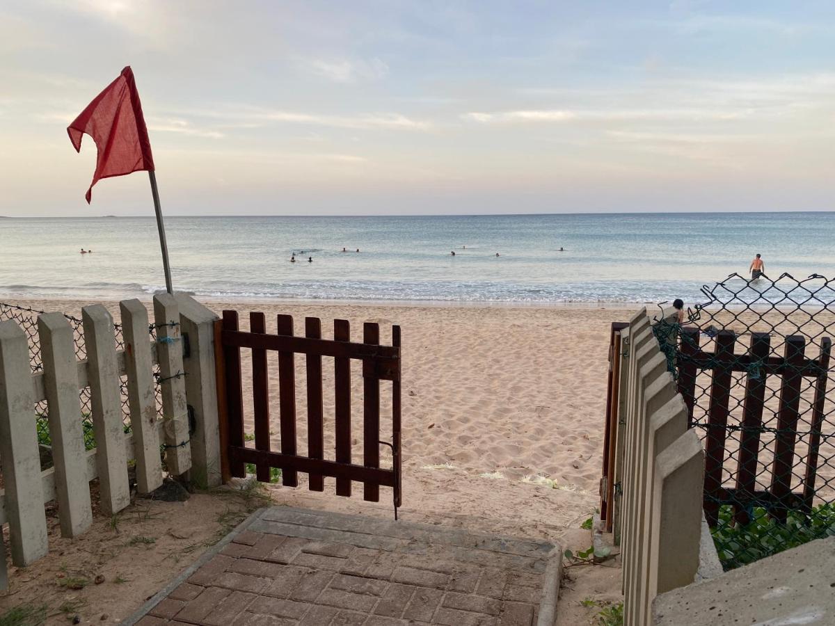 Trincomalee Ocean Front Condos 외부 사진