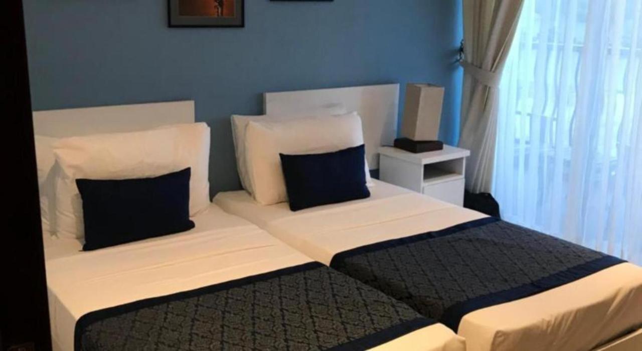 Trincomalee Ocean Front Condos 외부 사진